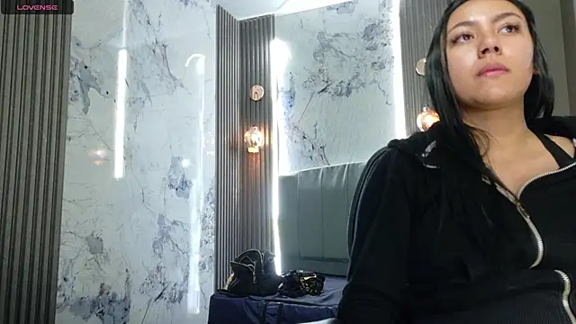 Snapshot of Megara_25 chatting on September 29, 2025, 12:21 pm Megara 25 online show from September 29, 2025, 12:21 pm