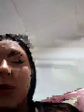 Snapshot of Megara_25 chatting on November 3, 2025, 4:41 pm Megara 25 online show from November 3, 2025, 4:41 pm