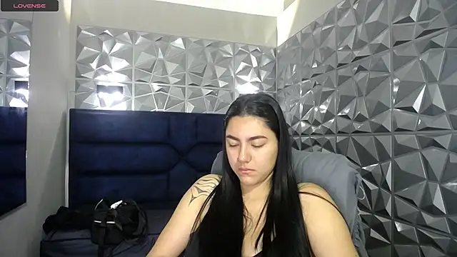 Megara 25 online show from March 23, 2026, 3:27 pm