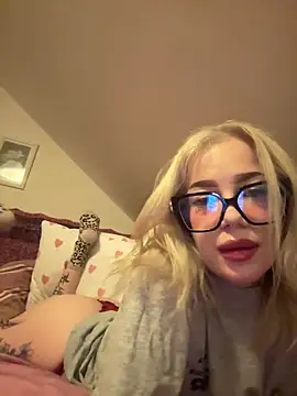 Snapshot of marnemzavar444 chatting on May 28, 2026, 8:39 pm marnemzavar444 online show from May 28, 2026, 8:39 pm