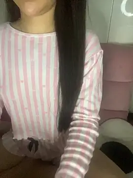 RubyBerry online show from November 9, 2025, 5:33 pm