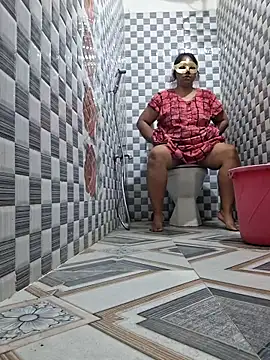 SIMIHOT online show from February 1, 2026, 7:40 am