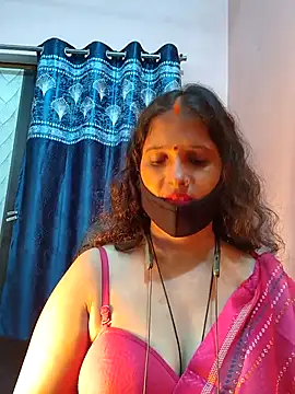 Sonalihot  online show from February 3, 2026, 6:22 am