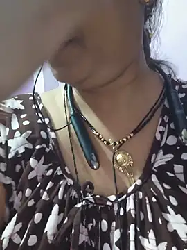 Snapshot of Sonalihot_ chatting on May 10, 2026, 8:19 am Sonalihot online show from May 10, 2026, 8:19 am