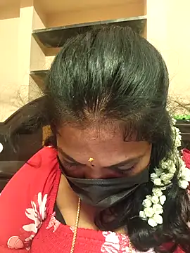 Tamil Mithra online show from November 10, 2025, 9:03 pm