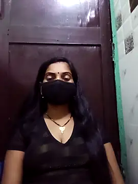 Payal-001 online show from October 27, 2025, 5:28 pm