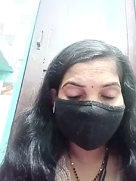 Payal-001 online show from December 18, 2025, 2:23 pm