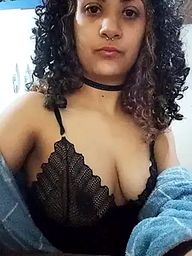 Camilla-23y online show from September 14, 2025, 2:33 am