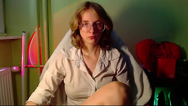 Snapshot of juicyPenny chatting on July 13, 2026, 10:40 am juicyPenny online show from July 13, 2026, 10:40 am