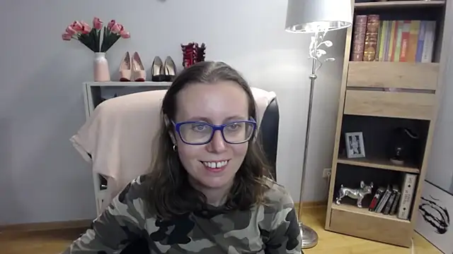 sweetxLizzy online show from November 14, 2025, 5:39 am