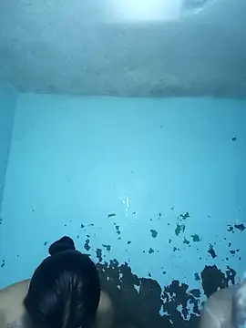 Snapshot of RandalHot chatting on December 16, 2025, 9:25 am RandalHot online show from December 16, 2025, 9:25 am