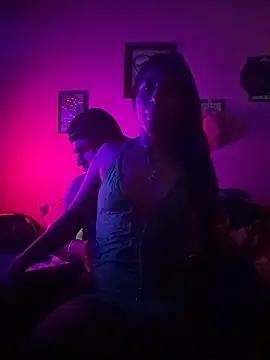 Snapshot of RandalHot chatting on February 3, 2026, 11:32 pm RandalHot online show from February 3, 2026, 11:32 pm