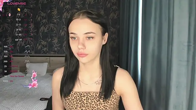 Kseni a online show from April 19, 2026, 6:35 am