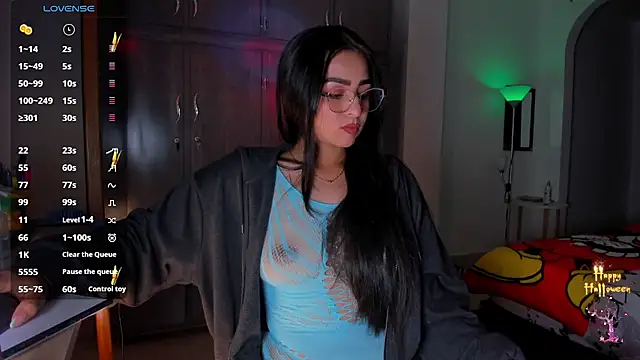 latingabby online show from October 9, 2025, 9:57 pm