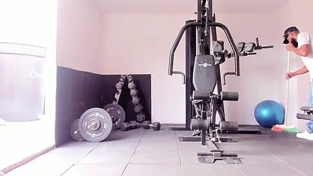 Damian Shakur online show from February 19, 2026, 12:34 pm