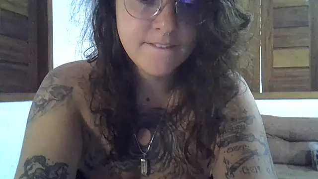 Snapshot of Blue_Liz chatting on March 20, 2026, 8:14 pm Blue Liz online show from March 20, 2026, 8:14 pm