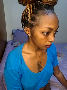 Snapshot of Petite_Barbiee chatting on September 15, 2025, 10:21 pm Petite Barbiee online show from September 15, 2025, 10:21 pm