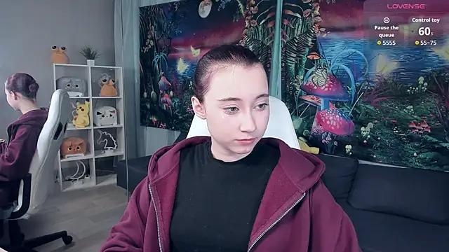 ClaraParks online show from September 12, 2025, 7:14 pm