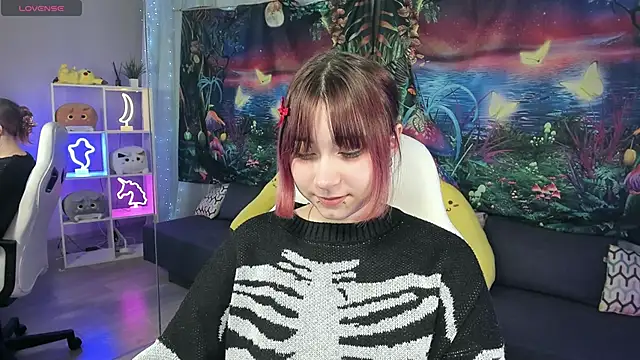 ClaraParks online show from January 10, 2026, 7:04 pm