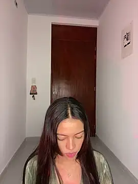 Lily  18 online show from December 22, 2025, 12:07 am