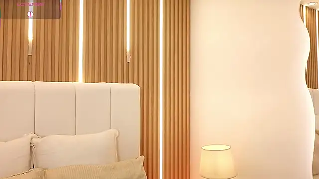 Dulcey  online show from March 16, 2026, 5:44 am