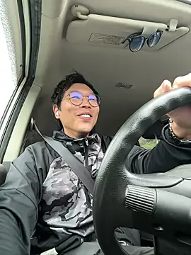 koukou322 online show from April 22, 2026, 10:00 pm