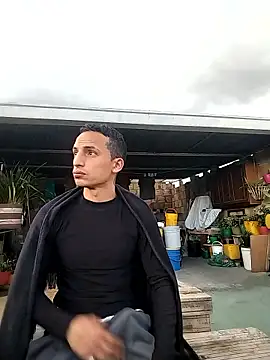 Snapshot of Dani22cmhot chatting on January 14, 2026, 11:09 pm Dani22cmhot online show from January 14, 2026, 11:09 pm