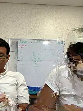 Snapshot of Daliz chatting on September 30, 2025, 1:21 am Daliz online show from September 30, 2025, 1:21 am