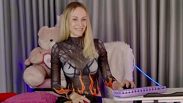 goddess kate   online show from November 2, 2025, 10:39 am