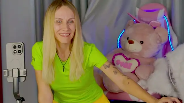 goddess kate   online show from November 5, 2025, 11:32 am