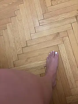 NellyExtraa online show from February 8, 2026, 6:44 pm