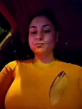 SaraViss20 online show from October 9, 2025, 8:07 pm