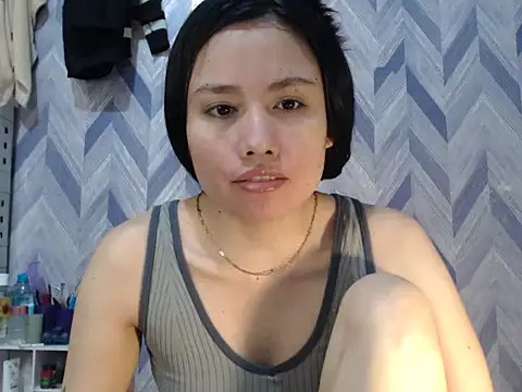 UrKitty lover18 online show from February 23, 2026, 7:11 pm