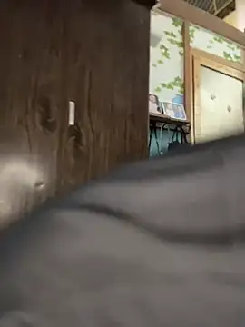 NinaChu online show from October 16, 2025, 5:52 am