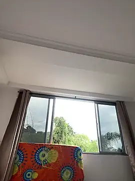 JuanitaMore01 online show from October 9, 2025, 8:18 pm