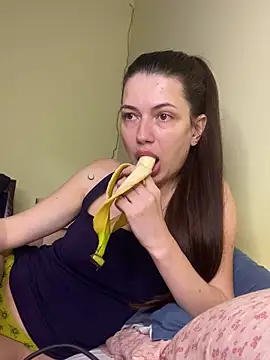 Cute Erika online show from November 30, 2025, 12:42 pm