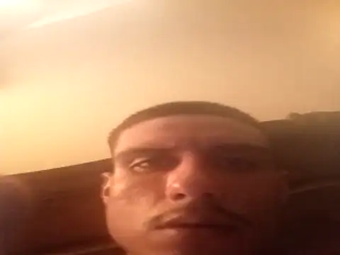 andru898 online show from November 28, 2025, 10:07 am