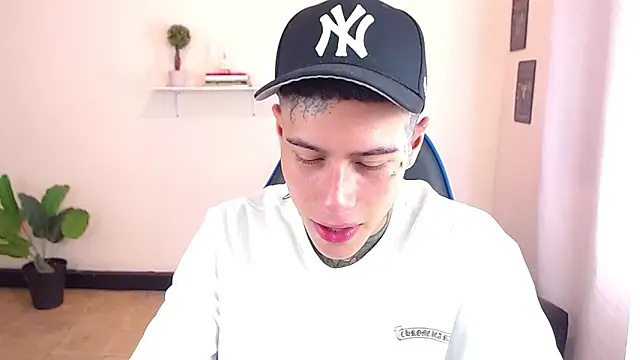 setthomas online show from November 25, 2025, 3:34 pm