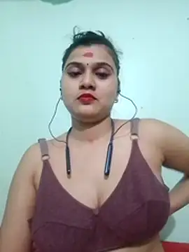 Kavya-Tiwari online show from November 10, 2025, 6:51 pm