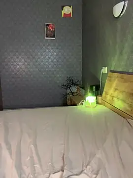 TechnooBabyy online show from October 8, 2025, 5:32 pm