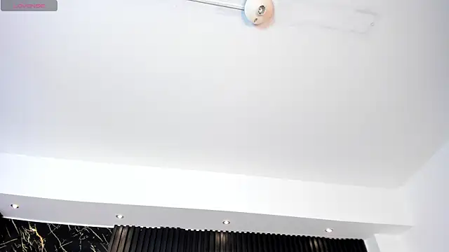 MadisonAnngel online show from October 21, 2025, 7:03 pm