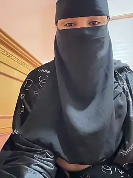  Laiali  online show from October 4, 2025, 11:41 am