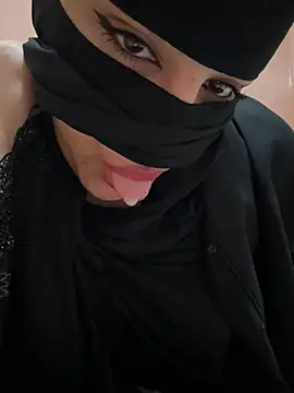  Laiali  online show from February 22, 2026, 9:24 pm