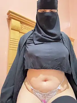  Laiali  online show from May 13, 2026, 2:03 pm