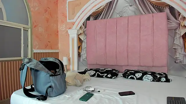 magnus serket online show from November 7, 2025, 11:32 am