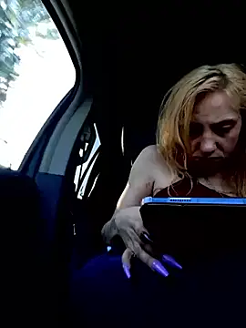 flavi1996 online show from September 29, 2025, 9:19 pm