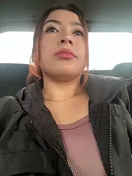 MacarenaRosse online show from November 3, 2025, 7:48 pm