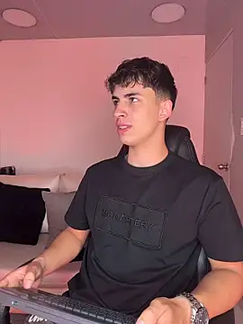 AdrianRinaldi online show from March 2, 2026, 8:04 pm