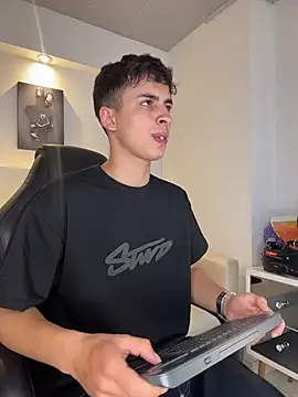 AdrianRinaldi online show from March 24, 2026, 8:03 pm