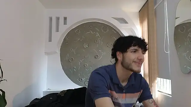 Snapshot of Rafael_Mendezz chatting on October 23, 2025, 8:51 pm Rafael Mendezz online show from October 23, 2025, 8:51 pm